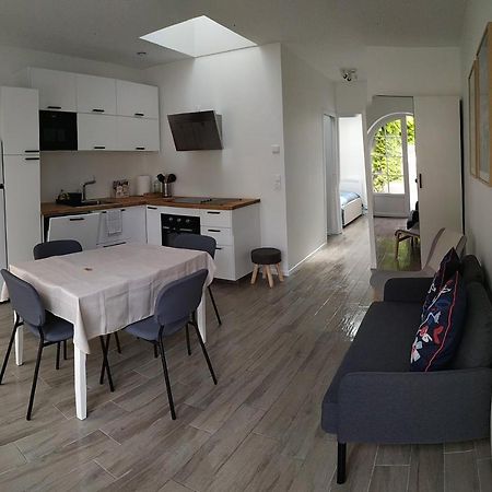 Charmant Et Lumineux Logement, Au Coeur De Cabourg Exteriör bild